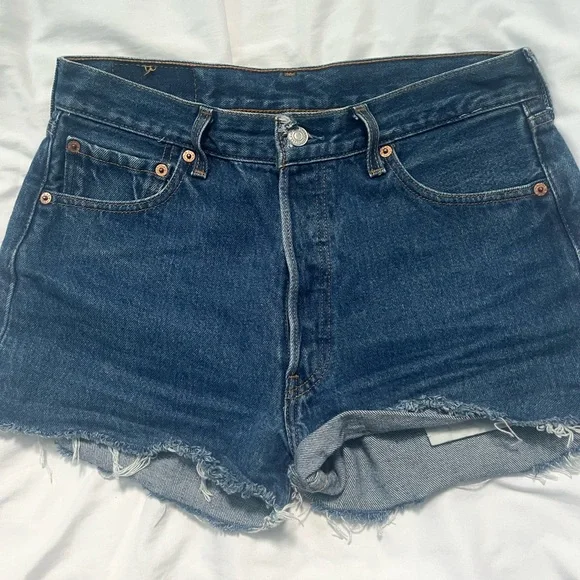 501 LEVI SHORTS - Picture 3 of 5